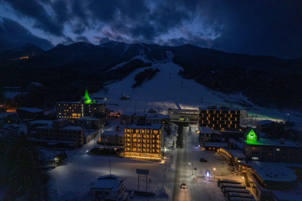 Fenix Furano night time