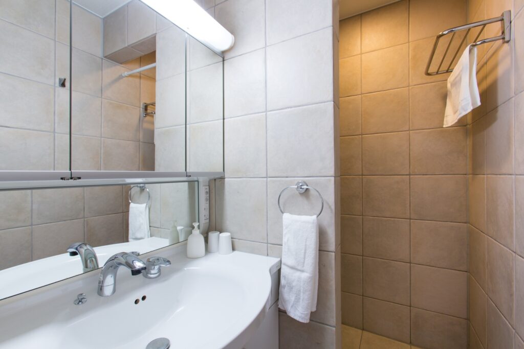 Ramat Chalet & Snowgum Chalet