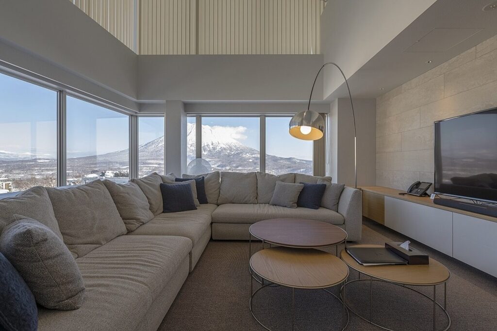 Maples 608 Penthouse