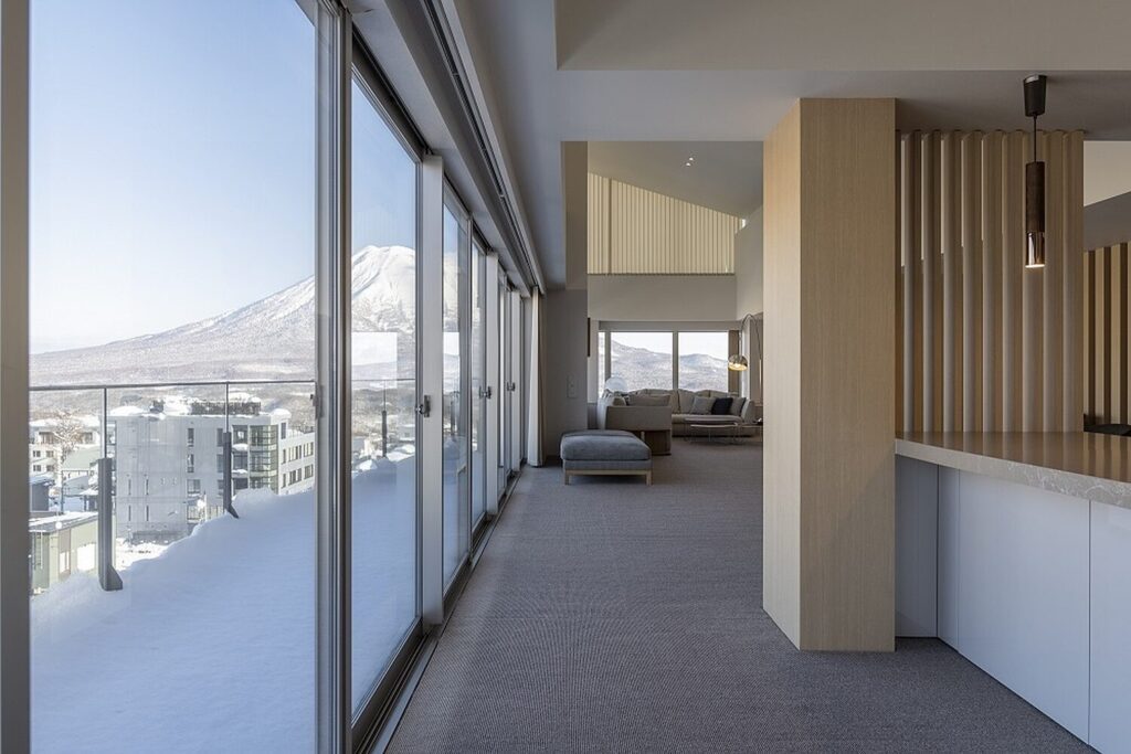 Maples 608 Penthouse