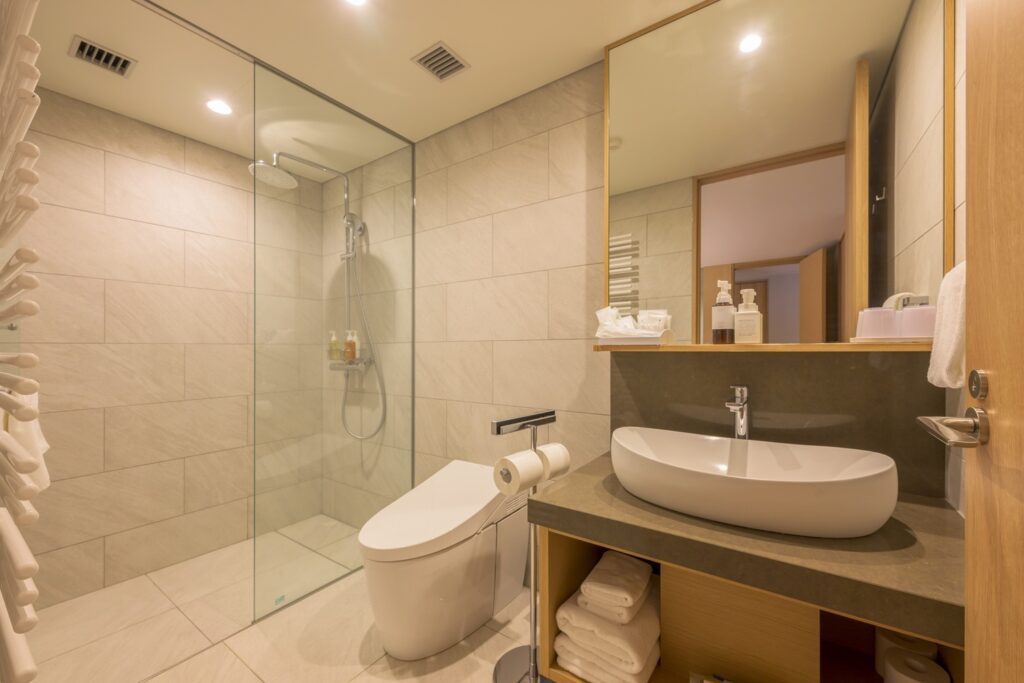 Maples Niseko toilet