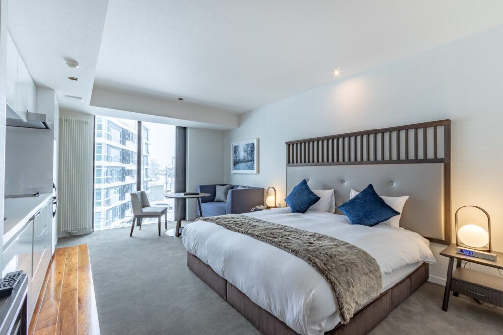 The Vale Niseko 503: Dual Key 3 Bedroom Resort Deluxe