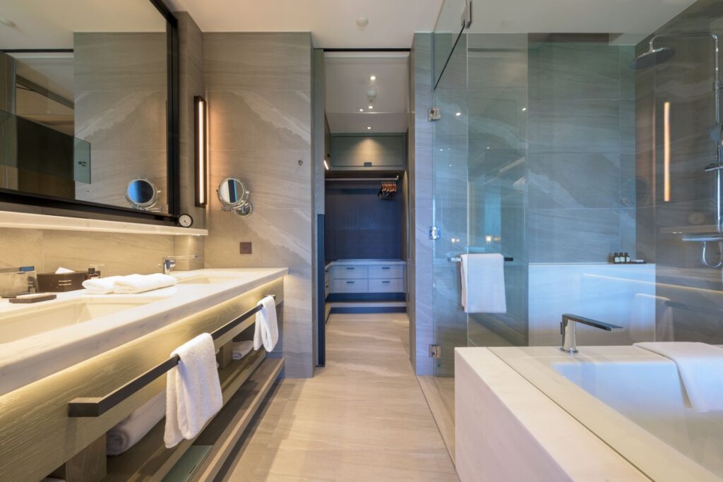 2 Bedroom Hotel Residence in Hanazono with Private Onsen