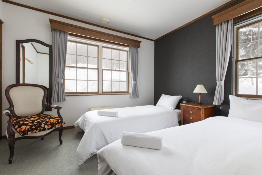 Ramat Chalet & Snowgum Chalet