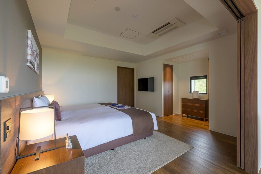 The Vale Rusutsu 815