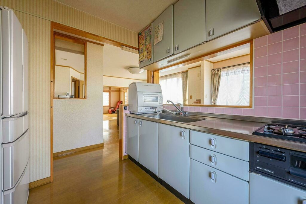 Makkari Flower Centre House