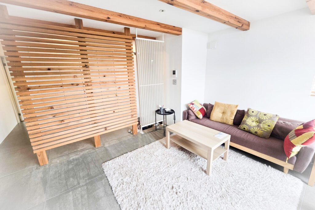 Kabayama trio living room