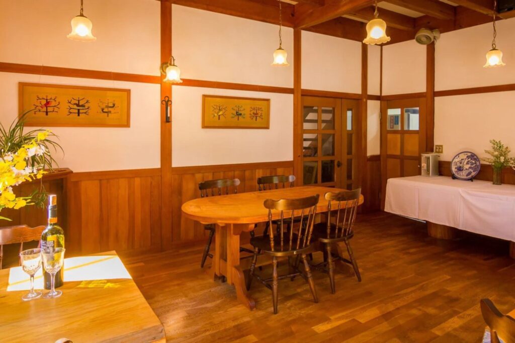 Kamishiro Mountain lodge Hakuba Japan