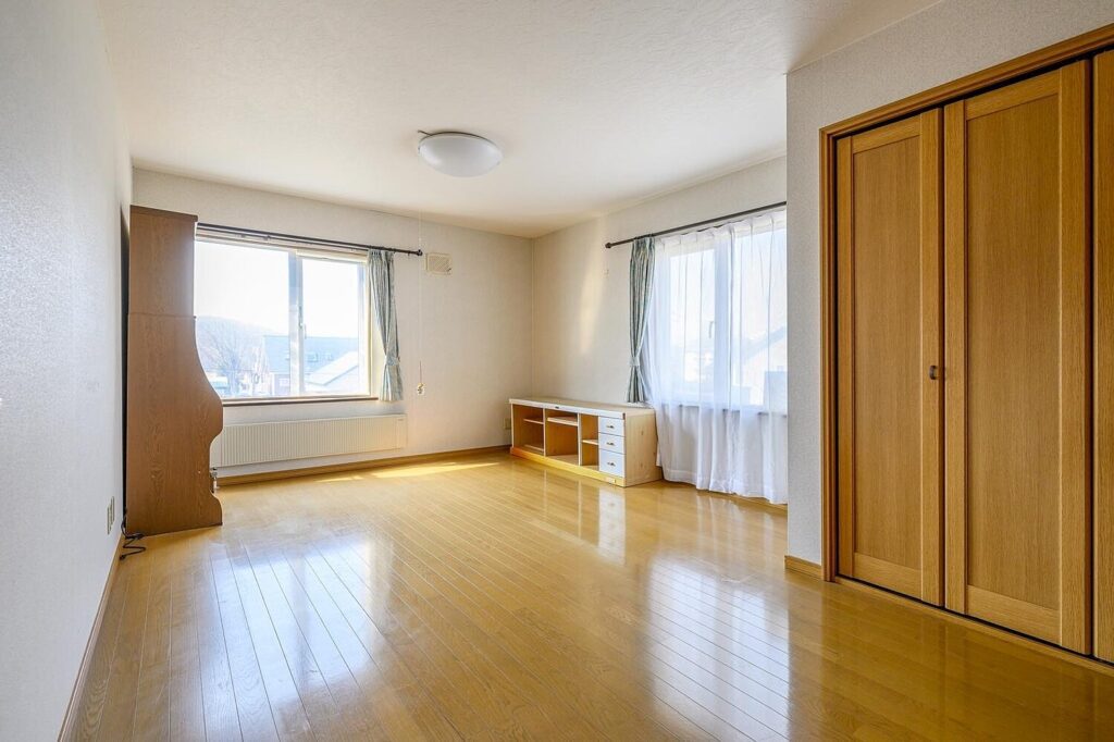 Makkari Flower Centre House