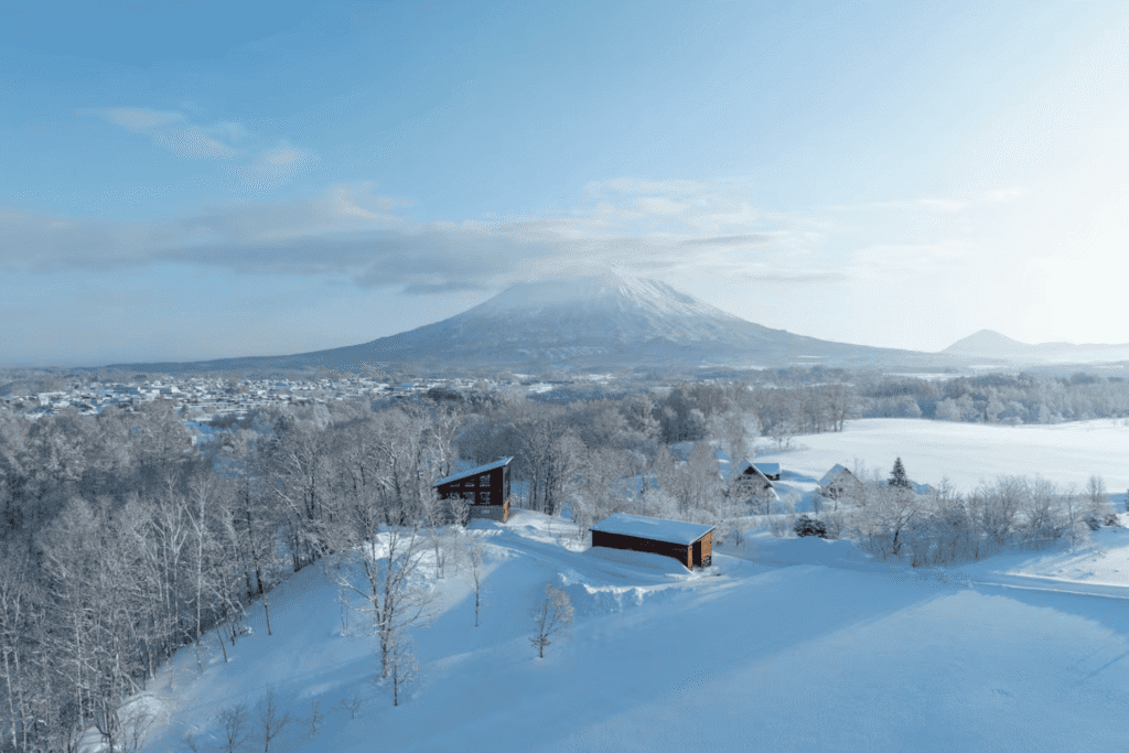 Hilltop Niseko Exterior with yotei