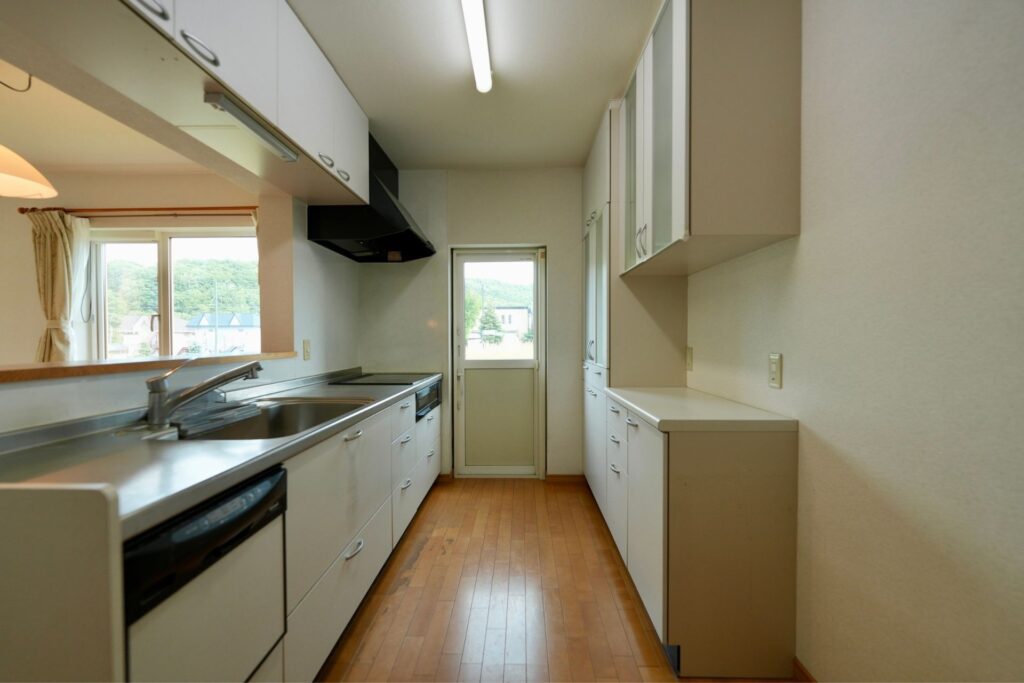 Kitanomine chalet blue