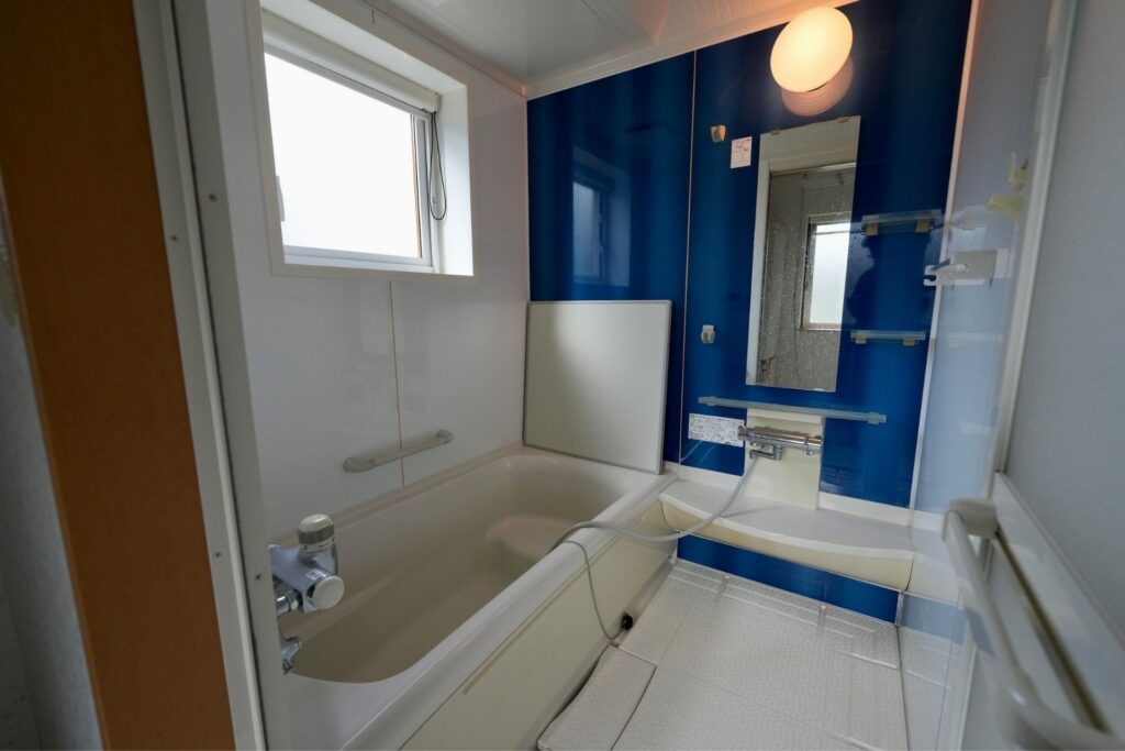 Kitanomine chalet blue