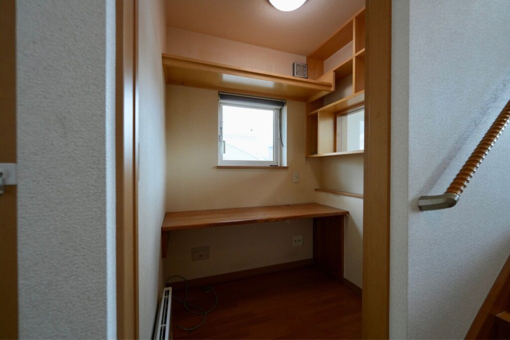 Kitanomine chalet blue