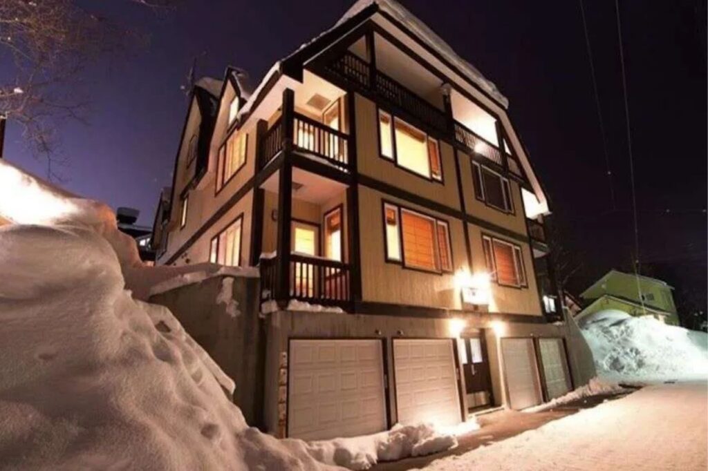Kamakura Apartment 1