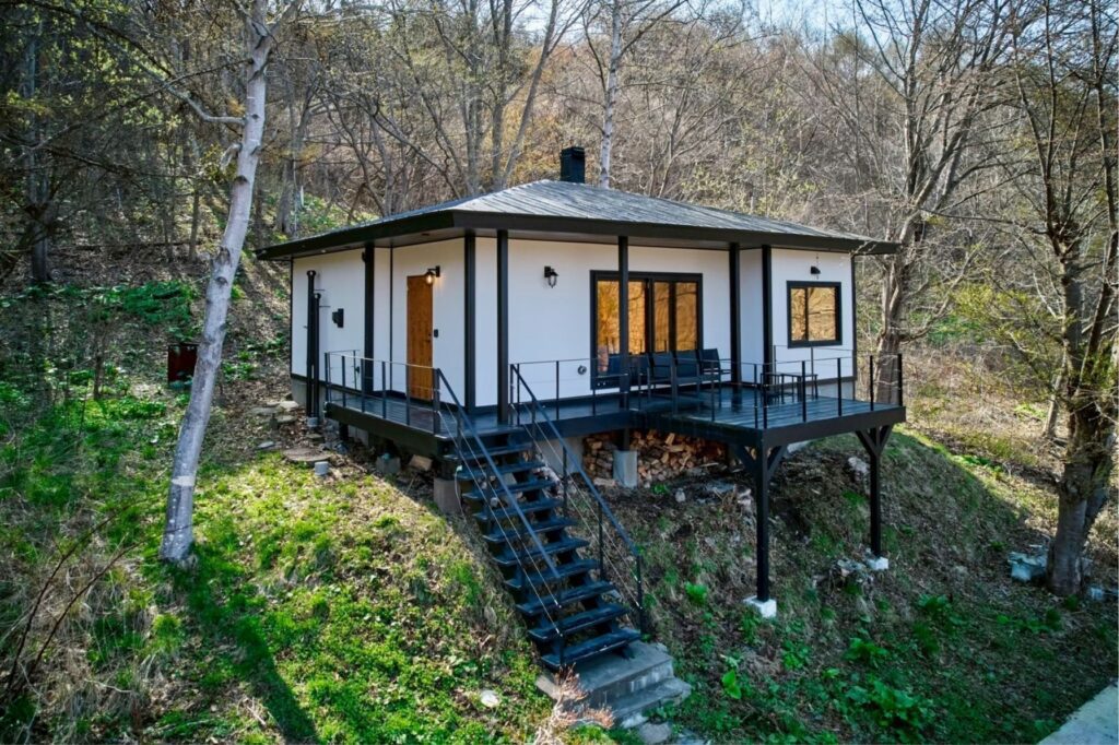 Toya Lake House