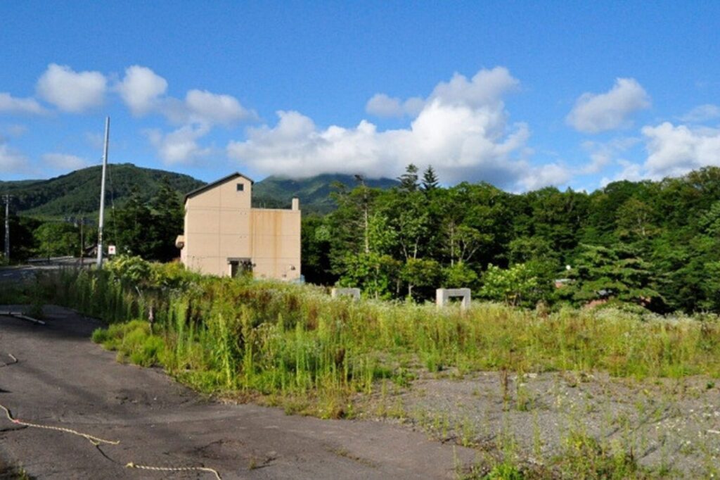 Onsen Development Land Moiwa