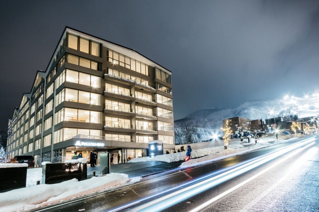 TMN Exterior