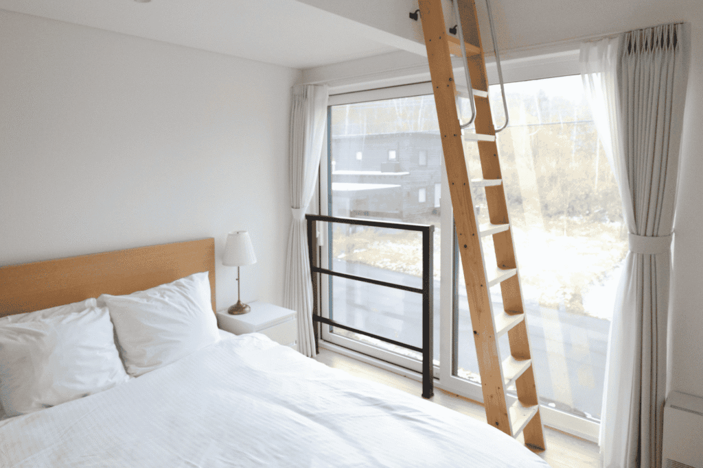 Niseko Onsen Villa bedroom
