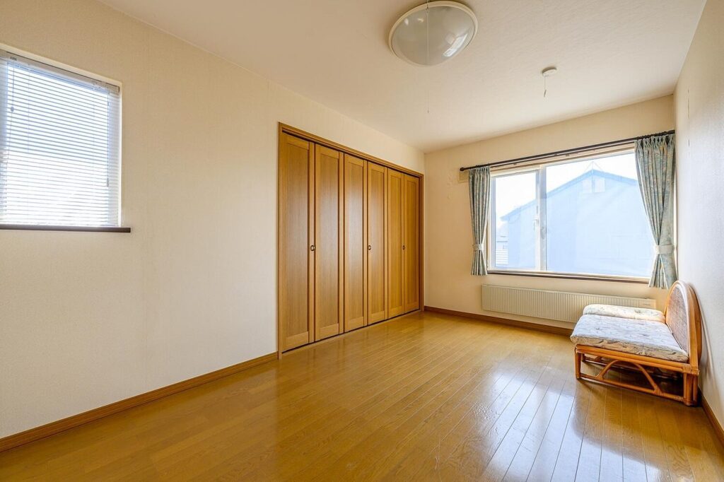 Makkari Flower Centre House