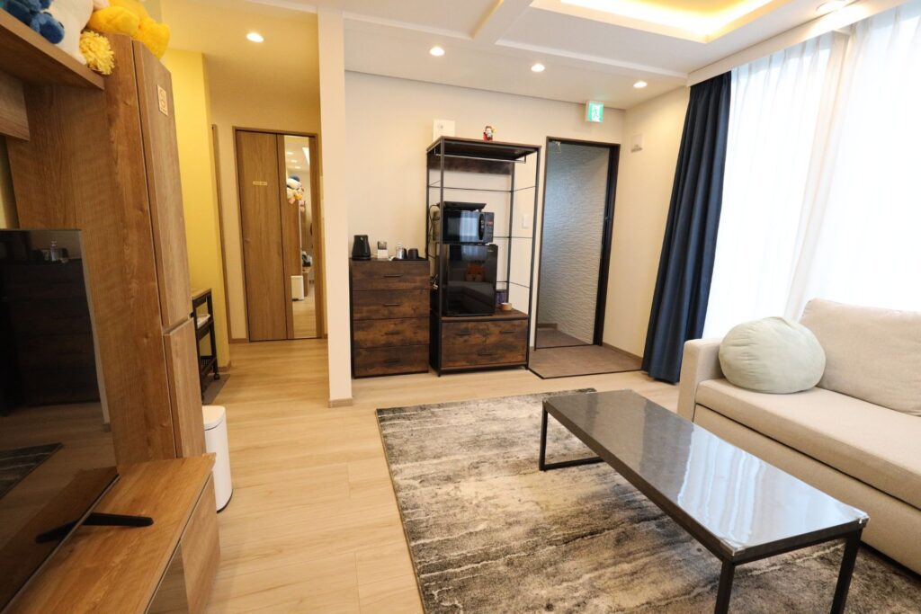 HE YA JU Niseko Livingroom
