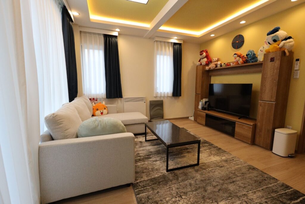 HE YA JU Niseko Livingroom